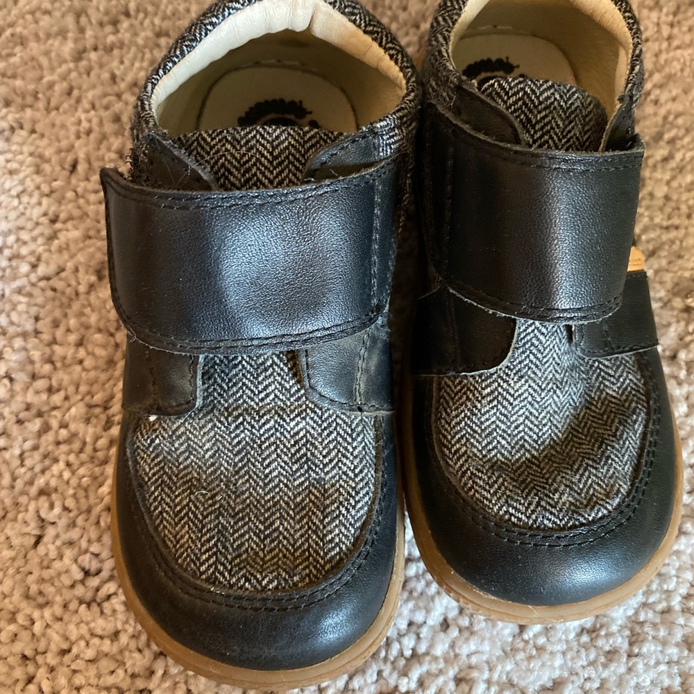 Livie & Luca dress shoe 11